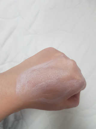 더마비 에브리데이 선블록 SPF50+ PA++++ — 4.5점을 준 리뷰어가 2019년 4월 올린 사용 사진
