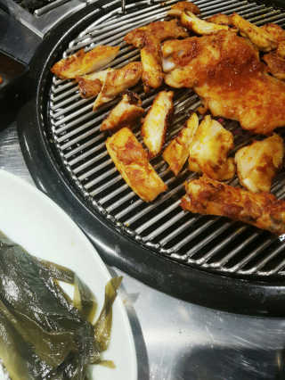 [서울숯불닭갈비] 닭갈비 세트메뉴 — 5점을 준 리뷰어가 2018년 8월 올린 사용 사진
