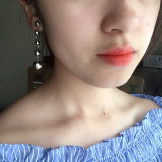 LOVE 3CE VELVET LIP STICK — 5점을 준 리뷰어가 2018년 3월 올린 사용 사진