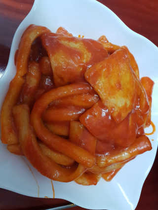두번째 국떡 국가대표 떡볶이 1팩 + 영미칩 2봉 증정 — 5점을 준 리뷰어가 2019년 2월 올린 사용 사진