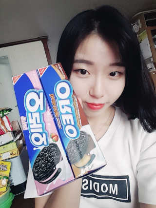 오레오 딸기크림 / 더블딜라이트 — 5점을 준 리뷰어가 2017년 11월 올린 사용 사진