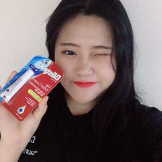 블리스텍스 립 릴리프 크림 립밤, 립 바이브런스 립밤 — 4점을 준 리뷰어가 2018년 11월 올린 사용 사진