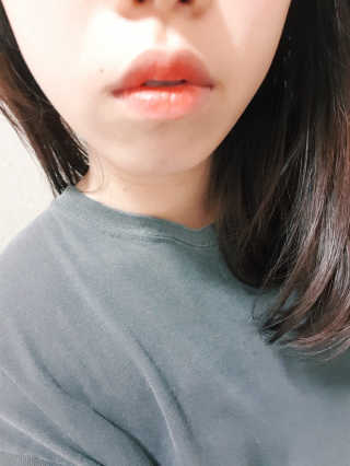 [블랙루즈] 에어 핏 벨벳 틴트3 택1+랜덤1 — 5점을 준 리뷰어가 2019년 2월 올린 사용 사진
