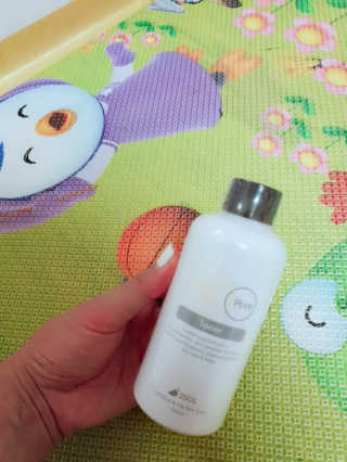 이솔화장품 이솔 세범 리스 포어 토너 200ml — 5점을 준 리뷰어가 2018년 8월 올린 사용 사진