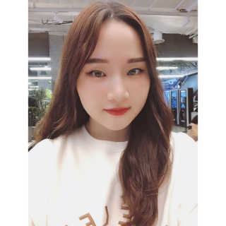 [블랙루즈] 로즈 벨벳 립스틱 택1+랜덤1 — 5점을 준 리뷰어가 2019년 1월 올린 사용 사진
