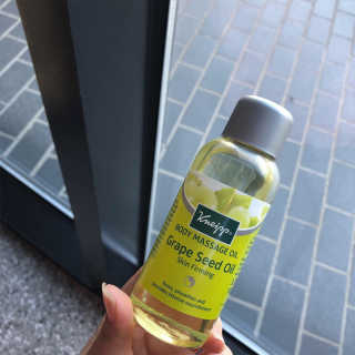 [크나이프] 그레이프씨드 슬리밍 마사지오일 100ml — 4점을 준 리뷰어가 2019년 8월 올린 사용 사진