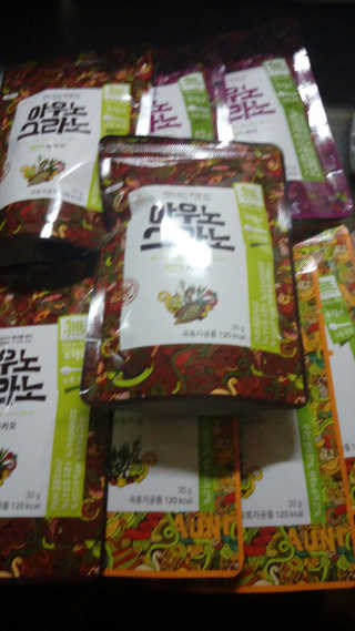 아우노그라노 오리지날, 진짜 베리, 진짜 카카오 — 4.5점을 준 리뷰어가 2018년 7월 올린 사용 사진