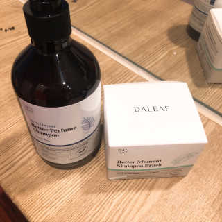 달리프 베러 퍼퓸 샴푸 1000ml 레이니데이 or 일랑로즈 — 4점을 준 리뷰어가 2018년 10월 올린 사용 사진
