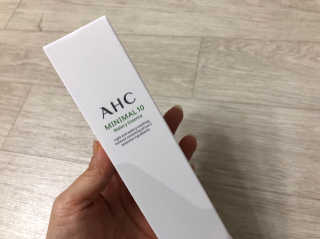 AHC 에이 에이치 씨 미니멀 10 워터리 에센스 — 4점을 준 리뷰어가 2018년 12월 올린 사용 사진