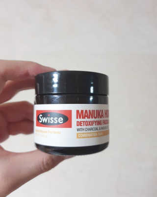 SWISSE 스위스 마누카 허니 디톡시파잉 페이셜 마스크 — 4점을 준 리뷰어가 2020년 1월 올린 사용 사진