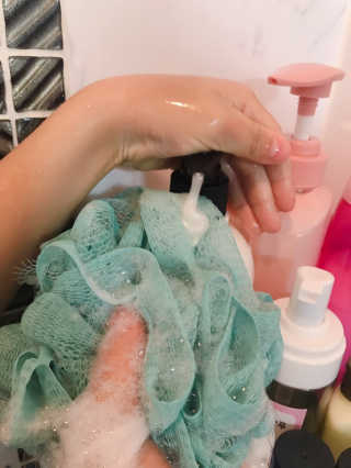 (주)에네스티 내추럴 촉촉  오트밀 바디워시 500ml — 4.5점을 준 리뷰어가 2019년 8월 올린 사용 사진