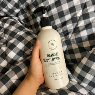 (주)에네스티 내추럴 촉촉  오트밀 바디로션 500ml — 5점을 준 리뷰어가 2019년 12월 올린 사용 사진