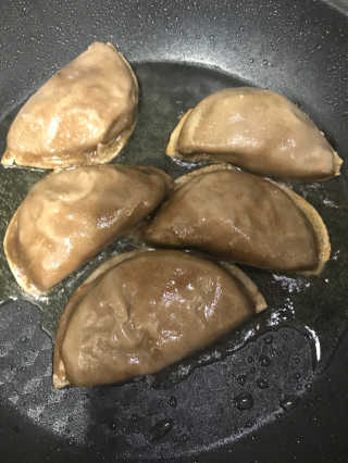 유천냉면 유천 비빔냉면 2인분+메밀지짐만두 280g — 5점을 준 리뷰어가 2018년 6월 올린 사용 사진