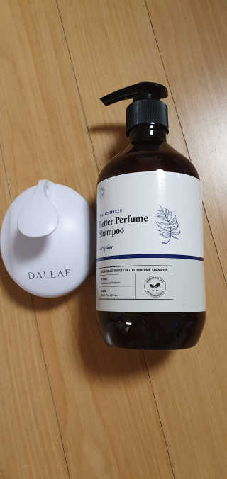 달리프 베러 퍼퓸 샴푸 1000ml 레이니데이 or 일랑로즈 — 5점을 준 리뷰어가 2019년 12월 올린 사용 사진