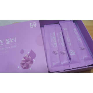 네츄럴굿띵스 태반 콜라겐 젤리 15포 — 5점을 준 리뷰어가 2018년 11월 올린 사용 사진