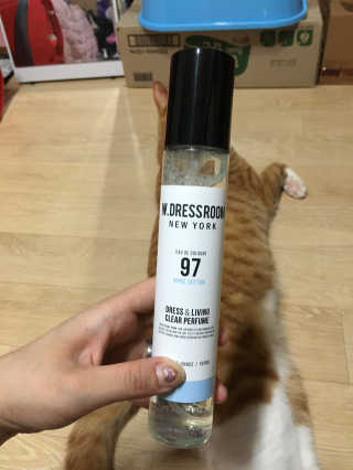 더블유드레스룸 드레스퍼퓸 150ml — 4.67점을 준 리뷰어가 2018년 8월 올린 사용 사진