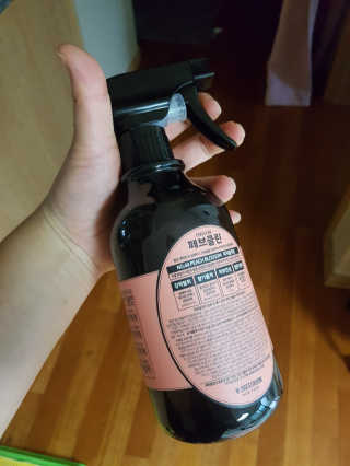 더블유드레스룸 페브클린 500ml — 5점을 준 리뷰어가 2018년 8월 올린 사용 사진