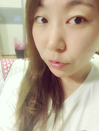 지아자 코코아버터 립밤, 오렌지버터 립밤, 내추럴 올리브 립밤 — 4.5점을 준 리뷰어가 2016년 9월 올린 사용 사진