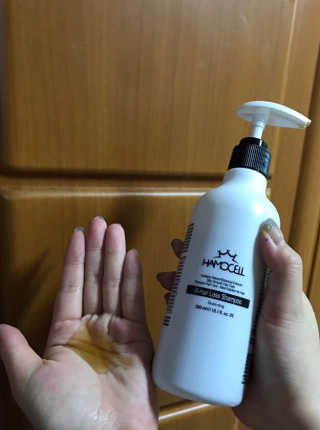 HAMOCELL 더블유 헤어 로스 샴푸 — 5점을 준 리뷰어가 2019년 2월 올린 사용 사진