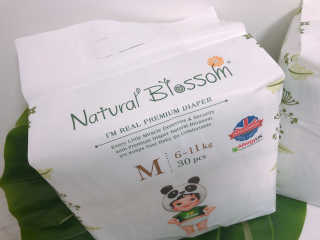 네추럴블라썸 NATURAL BLOSSOM 슈퍼 얇은 바지 기저귀 — 4.17점을 준 리뷰어가 2018년 10월 올린 사용 사진
