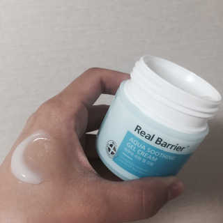 리얼베리어 아쿠아 수딩 젤 크림 대용량 기획세트 — 4.5점을 준 리뷰어가 2018년 5월 올린 사용 사진
