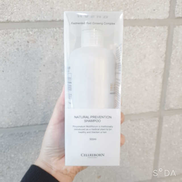 셀리본 하수오 내츄럴 프리벤션 탈모관리 샴푸 300ml 리뷰 사진