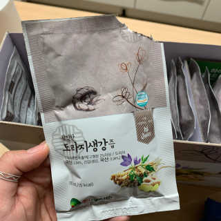 [하이헬스] 환절기에 좋은 참진한 도라지생강즙 30포 — 3.5점을 준 리뷰어가 2019년 11월 올린 사용 사진