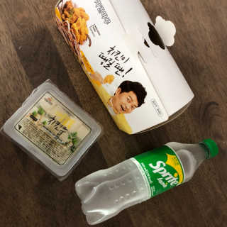 [치킨마루]-  빠사칸윙봉현미 + 콜라 500ml — 4.5점을 준 리뷰어가 2019년 7월 올린 사용 사진