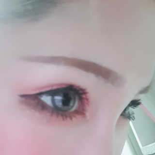 [블랙루즈] 펄블리 아이 글리터 4종 중 택 1 — 3.5점을 준 리뷰어가 2019년 8월 올린 사용 사진