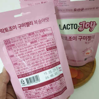 락토조이 구미젤리 복숭아맛 — 5점을 준 리뷰어가 2019년 8월 올린 사용 사진