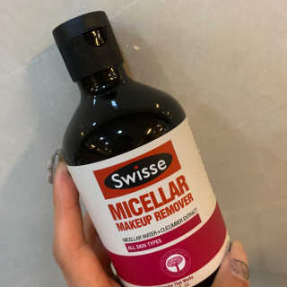 SWISSE 스위스 미셀라 메이크업 리무버 — 5점을 준 리뷰어가 2019년 12월 올린 사용 사진