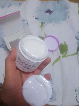 지고트 비타솔루션12 브라이트닝 앰플 크림 100ml — 5점을 준 리뷰어가 2019년 8월 올린 사용 사진