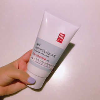 일리윤 세라마이드 아토 집중 크림 — 4.83점을 준 리뷰어가 2017년 6월 올린 사용 사진