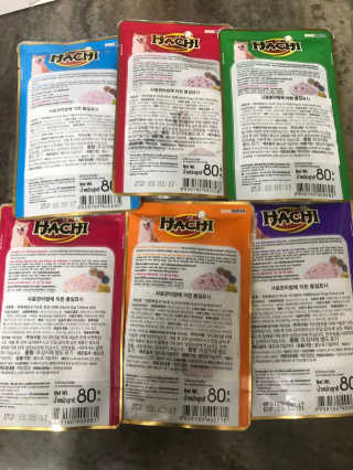 [펫토리아] 토로토로 하치  강아지 파우치간식 — 5점을 준 리뷰어가 2019년 6월 올린 사용 사진