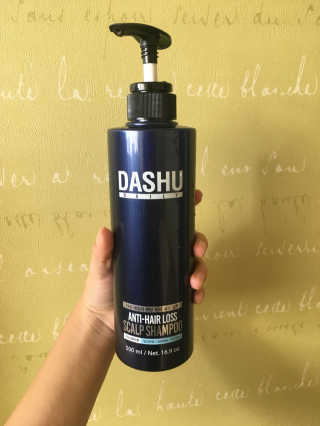 다슈코리아 다슈 데일리 한방 두피 골드 샴푸 500ml — 4.67점을 준 리뷰어가 2017년 10월 올린 사용 사진