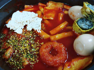 두번째 국떡 국가대표 떡볶이 1팩 + 영미칩 2봉 증정 — 4점을 준 리뷰어가 2019년 2월 올린 사용 사진