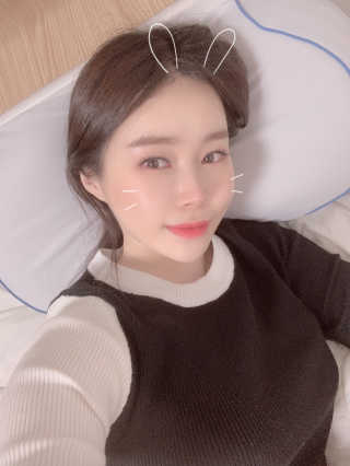 아임슬리핑 프리넥 참편한 메모리폼 경추베개 — 5점을 준 리뷰어가 2020년 2월 올린 사용 사진