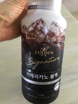 (주)쟈뎅 쟈뎅 시그니처 아메리카노 1.1L — 5점을 준 리뷰어가 2018년 8월 올린 사용 사진
