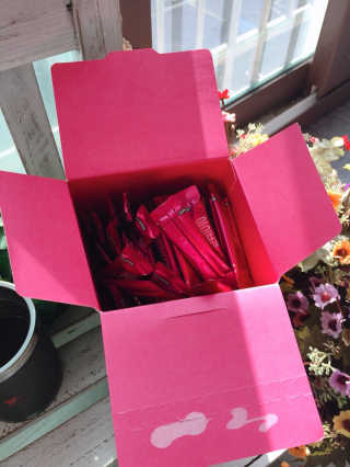 한국맥널티 아이브루 헤이즐넛향 100T — 5점을 준 리뷰어가 2019년 10월 올린 사용 사진
