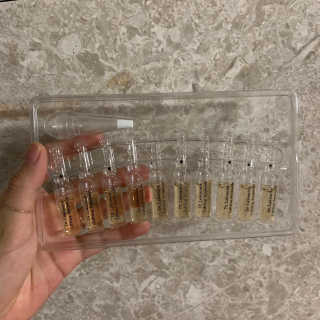 크리앙홀딩스 닥터 락슈미라 4D 리프팅 앰플 — 5점을 준 리뷰어가 2019년 8월 올린 사용 사진