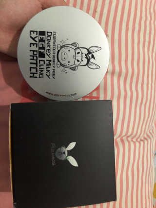 엘리자베카 덩키피기 덩키밀키 EGF 클링아이패치 — 5점을 준 리뷰어가 2019년 5월 올린 사용 사진