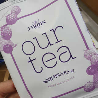 (주)쟈뎅 쟈뎅 아워티 베리썸 히비스커스 — 5점을 준 리뷰어가 2019년 10월 올린 사용 사진