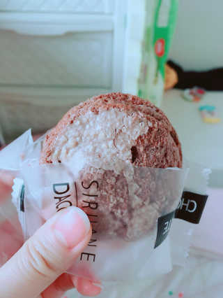 시루아네 초코 + 카라멜 다쿠아즈 2종세트 — 5점을 준 리뷰어가 2018년 5월 올린 사용 사진