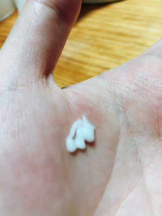 보나쥬르 래디언스 톤업 아이크림 30ml — 5점을 준 리뷰어가 2018년 8월 올린 사용 사진