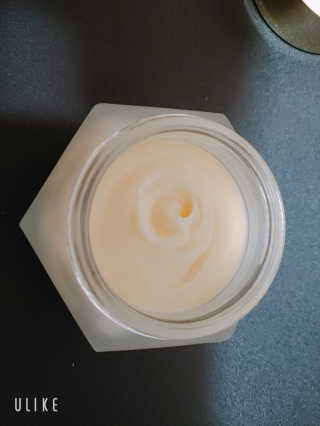 오지아이 마누카 허니 딥 케어 크림 50ml — 5점을 준 리뷰어가 2019년 12월 올린 사용 사진