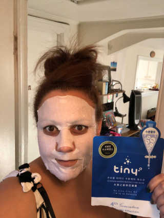 (주)애니닥터헬스케어 Hysis Hydrogen Mask - Gift Set — 3.67점을 준 리뷰어가 2018년 1월 올린 사용 사진