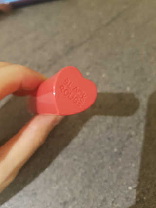 [블랙루즈] 컬러 락 하트 틴트 1+1 — 4.5점을 준 리뷰어가 2019년 8월 올린 사용 사진