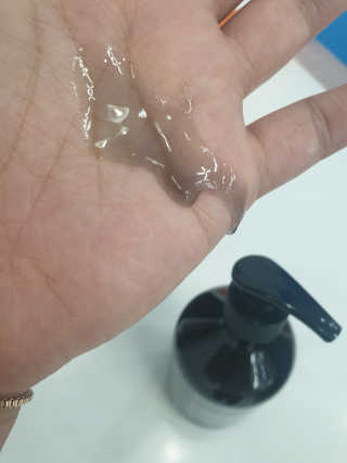 the naked object [탈모볼륨샴푸] 디블랙 팩 샴푸 — 4점을 준 리뷰어가 2019년 12월 올린 사용 사진