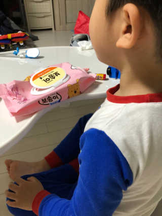 보솜이 아기물티슈 베이비케어 푸에디션 캡 74매 10입 — 5점을 준 리뷰어가 2019년 4월 올린 사용 사진