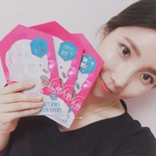 23years old 칵테일 벨벳 쁘띠 마스크(5장) — 5점을 준 리뷰어가 2017년 5월 올린 사용 사진